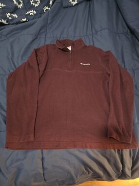 Columbia Half-Zip Pullover Sweatshirt - Burgundy